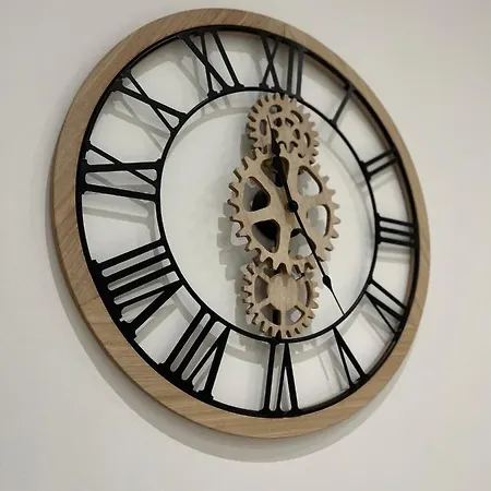 T2 Hyper Centre 3 Etoiles Rue Des Bains Aix-les-Bains